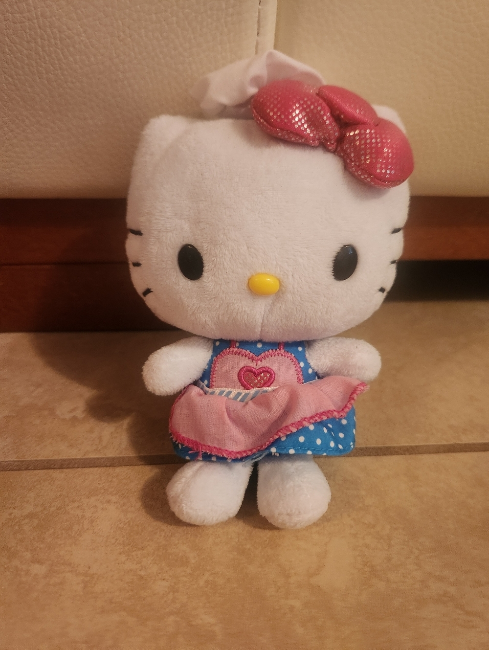 Hello Kitty Just Play Chef Pink Apron Blue Polka Dot Dress Pink Bow 6 Inches